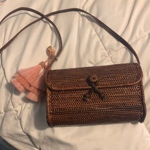 NWOT Lisi Lerch raffia purse with tassel